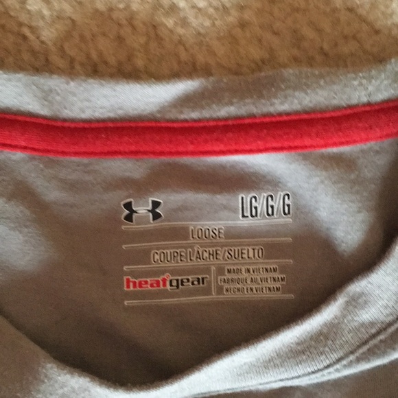 Under Armour Loose-fit T-Shirt - Picture 2 of 7